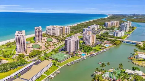 11030 Gulf Shore Dr #704, Naples, FL 34108