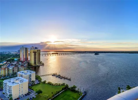 3000 Oasis Grand Blvd #UPH7, Fort Myers, FL 33916
