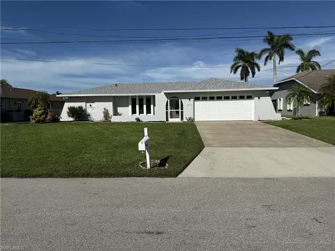 2310 SE 6th Ave, Cape Coral, FL 33990