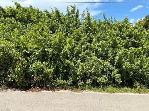 3116 36th St SW, Lehigh Acres, FL 33976