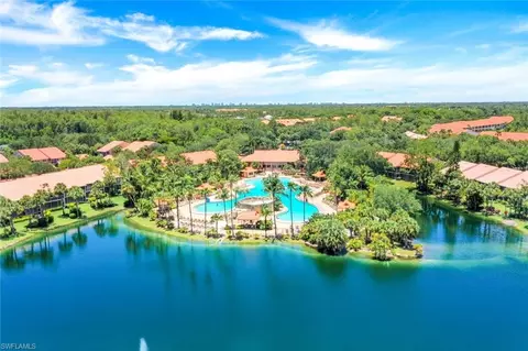 2395 Bayou Ln #7, Naples, FL 34112