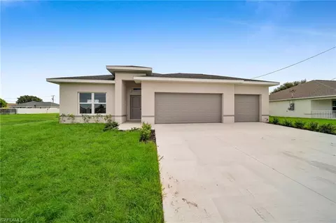 472 NE 3rd Pl, Cape Coral, FL 33909