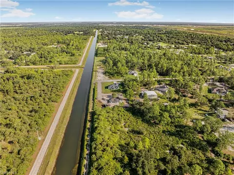 View/Area - 7969 19th Ter, Labelle, FL 33935 photo 2 of 3