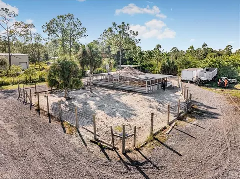Exterior - 7969 19th Ter, Labelle, FL 33935 photo 4 of 6