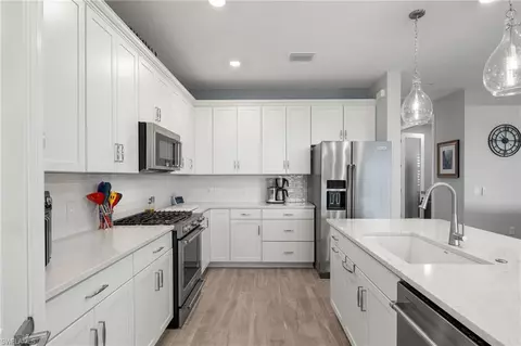 Kitchen - 20285 Napa Loop, Estero, FL 33928 photo 2 of 3