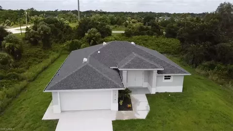1016 Portland Ave S, Lehigh Acres, FL 33974