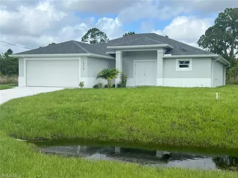 1028 Fayette Ave, Lehigh Acres, FL 33974