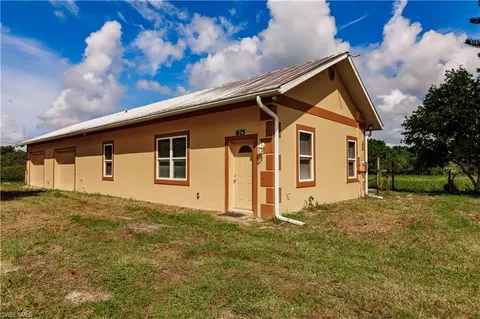 875 Limpkin Rd, Naples, FL 34120 photo 7