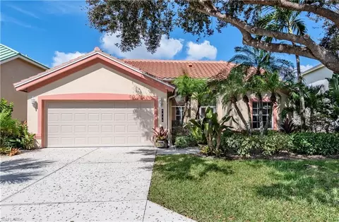 7904 Gardner Dr, Naples, FL 34109