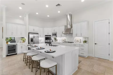 9309 Rapallo St, Naples, FL 34119 photo 5