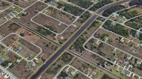 374 Pauline Ave, Lehigh Acres, FL 33974