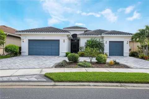 4609 Azalea Drive Dr, Naples, FL 34119