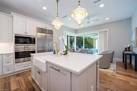 Kitchen - 428 Central Ave, Naples, FL 34102 photo 3 of 4
