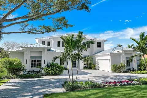 646 Anchor Rode Dr, Naples, FL 34103