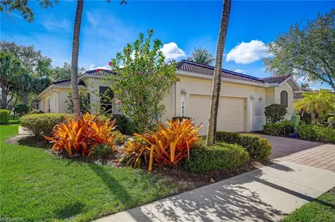 1624 Cayman Ct #3, Naples, FL 34119