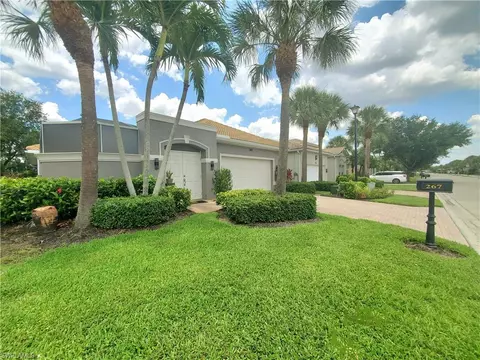Exterior - 267 Glen Eagle Cir, Naples, FL 34104 photo 3 of 5