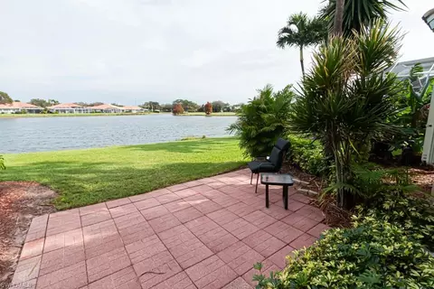 1848 Avian Ct, Naples, FL 34119