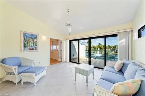 2233 Anchorage Ln #D, Naples, FL 34104 photo 5