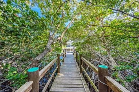 2233 Anchorage Ln #D, Naples, FL 34104 photo 33