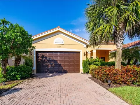 13553 Coronado Dr, Naples, FL 34109