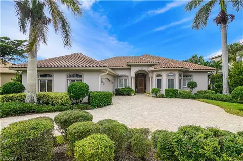 10095 Idle Pine Ln, Bonita Springs, FL 34135