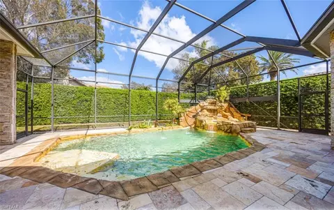 198 Monterey Dr, Naples, FL 34119