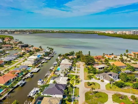 831 Old Marco Ln, Marco Island, FL 34145