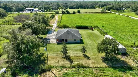 2751 Styles Rd, Alva, FL 33920
