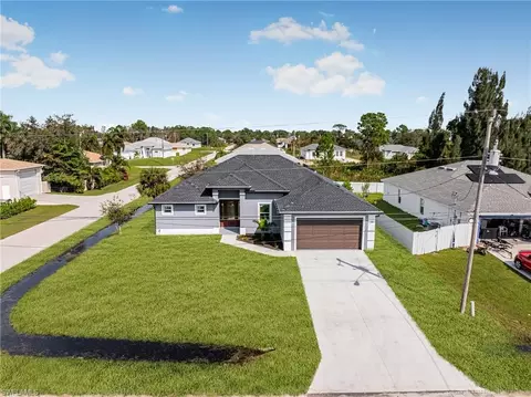 3218 44th St SW, Lehigh Acres, FL 33976