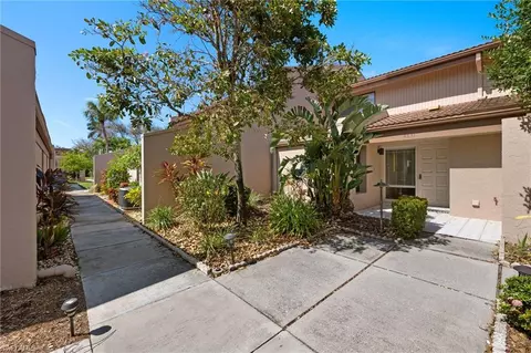 4631 S Landings Dr, Fort Myers, FL 33919