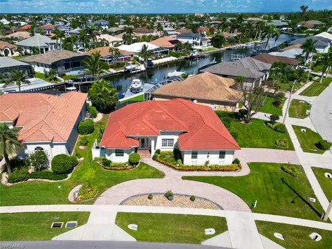 1600 Orleans Ct, Marco Island, FL 34145