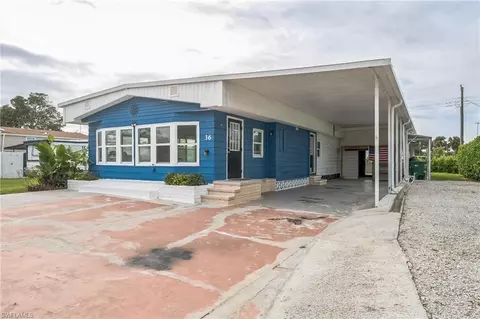 36 Sonderhen Dr, Naples, FL 34114