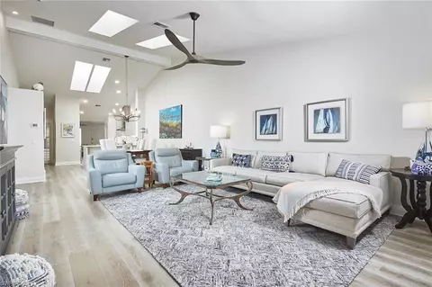 6633 Trident Way, Naples, FL 34108