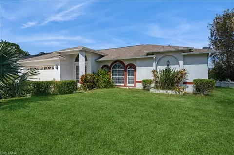 8457 Grove Rd, Fort Myers, FL 33967