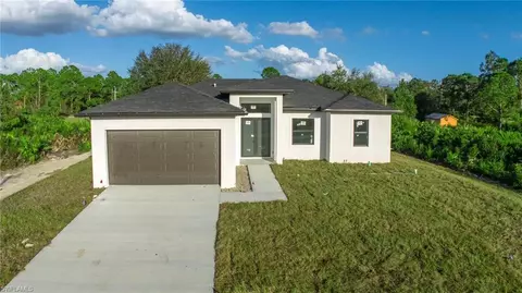 833 Burns Ave S, Lehigh Acres, FL 33974
