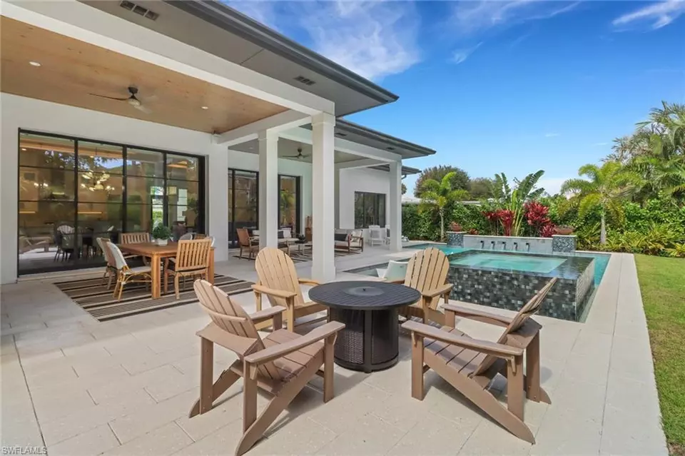 Exterior - 1546 Mandarin Rd, Naples, FL 34102 photo 12 of 18