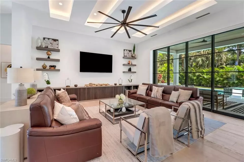 Living - 1546 Mandarin Rd, Naples, FL 34102 photo 3 of 4