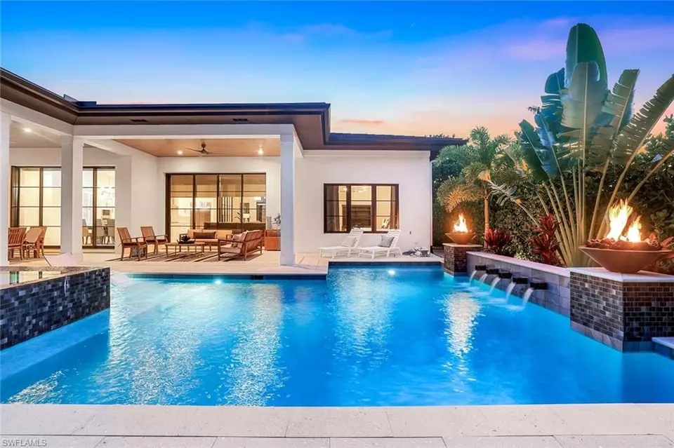 Exterior - 1546 Mandarin Rd, Naples, FL 34102 photo 15 of 18