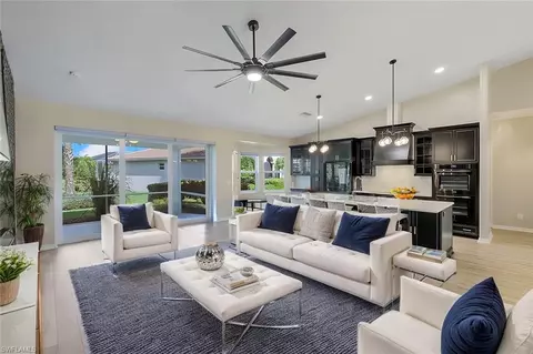 3968 Ruxton Rd, Naples, FL 34116