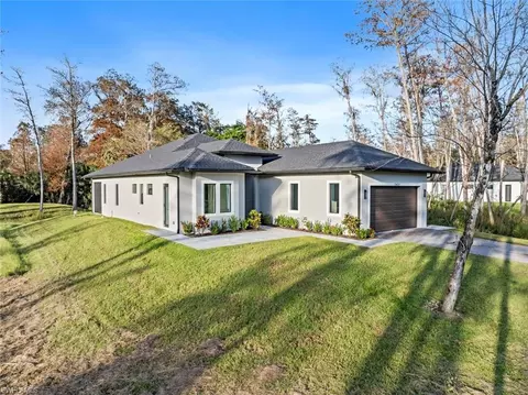 3421 16th Ave NE, Naples, FL 34120