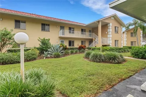 534 Augusta Blvd #E203, Naples, FL 34113