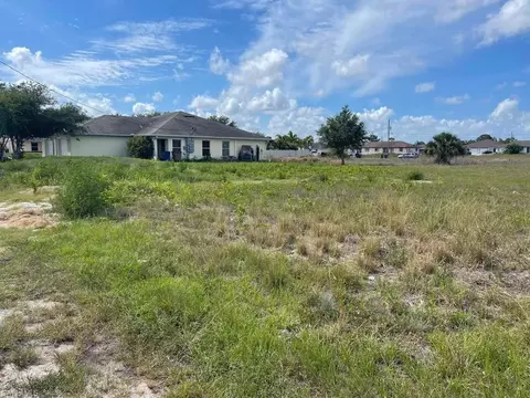 4531 18th St SW, Lehigh Acres, FL 33973