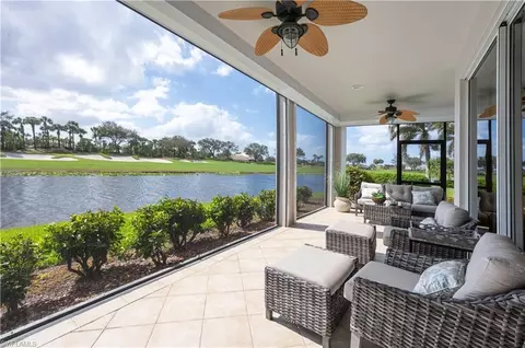 3250 Hamlet Dr #7-2, Naples, FL 34105