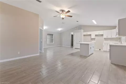 3805 25th St SW, Lehigh Acres, FL 33976