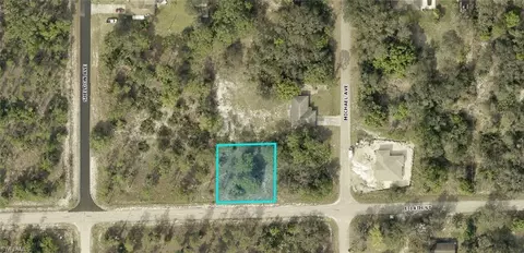 1905 E 14th St, Lehigh Acres, FL 33972