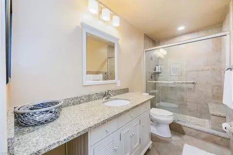Bath - 770 Eagle Creek Dr #302, Naples, FL 34113 photo 5 of 5