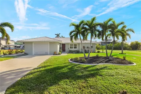 3307 Manatee Dr, Saint James City, FL 33956