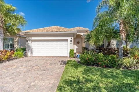 8497 Benelli Ct, Naples, FL 34114
