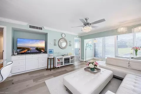 746 Eagle Creek Dr #102, Naples, FL 34113
