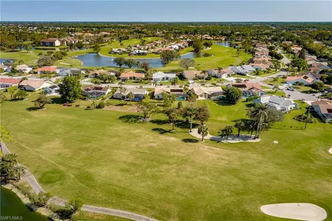View/Area - 1268 Foxfire Ln, Naples, FL 34104 photo 5 of 10
